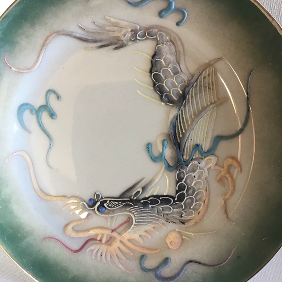 FINAL SALE Vintage Handpainted Japanese Dragon Salad Plates (Set of 2) - Picture 3 of 5